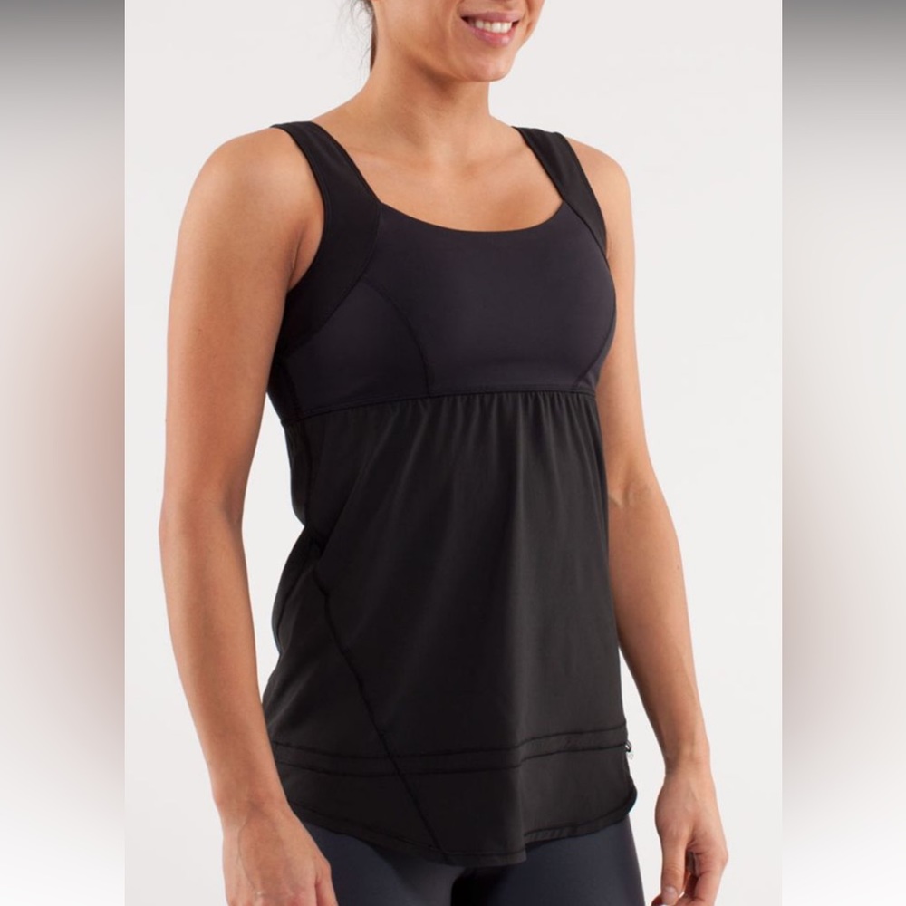 Lululemon RUN Chase Me Tank Black - size 2